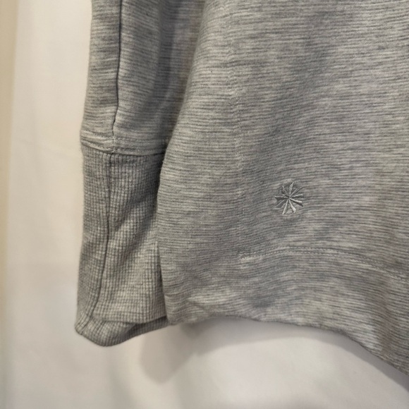 Athleta Grey Women’s Oversize Cozy Sweatshirt Tunic Size Medium - Picture 5 of 7